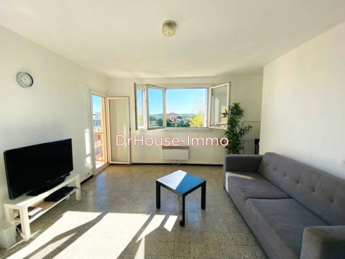 Appartement 4 pièces de 64 m² - Uzès (30700)