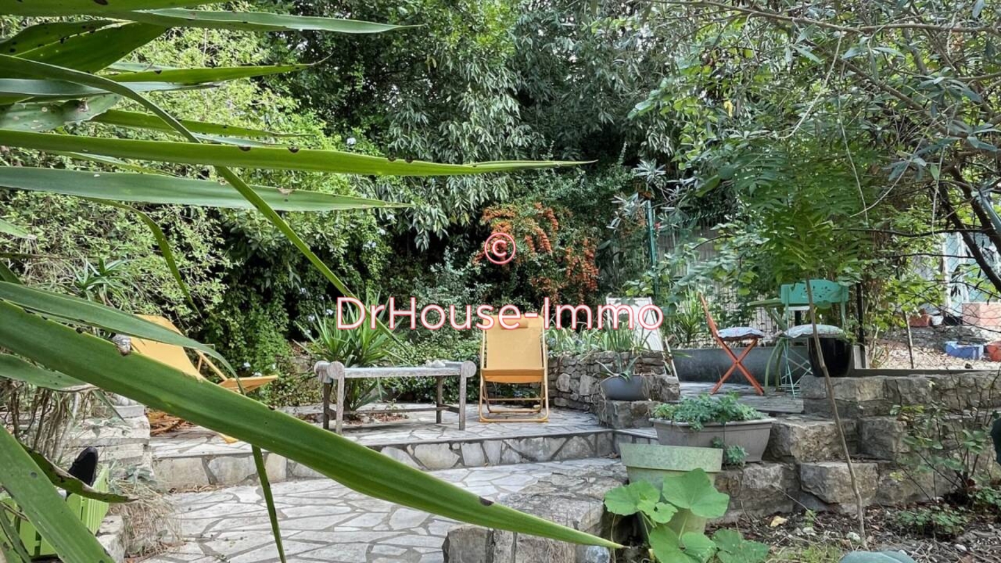 Maison 4 pièces de 80 m² - Nîmes (30900)