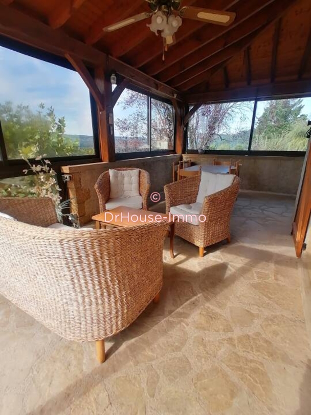 Maison 5 pièces de 175 m² - Saint-Céré (46400)