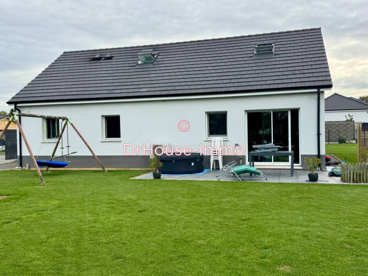 Maison 6 pièces de 125 m² - Petit-Caux (76630)