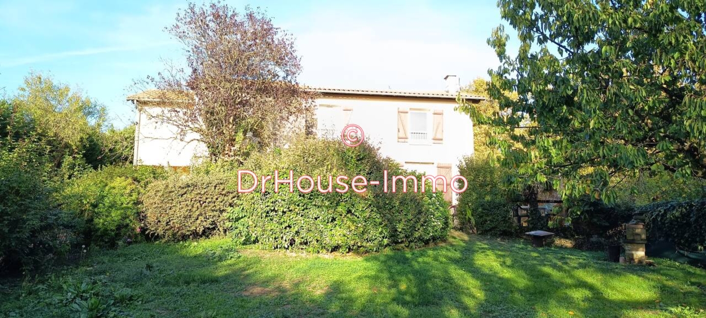 Maison 6 pièces de 183 m² - Thouars (79100)