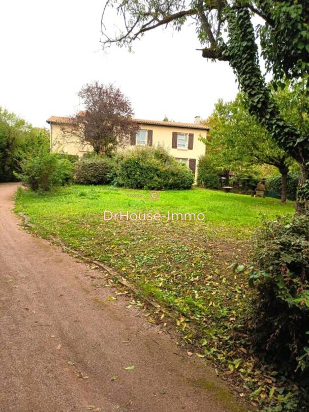 Maison 6 pièces de 183 m² - Thouars (79100)