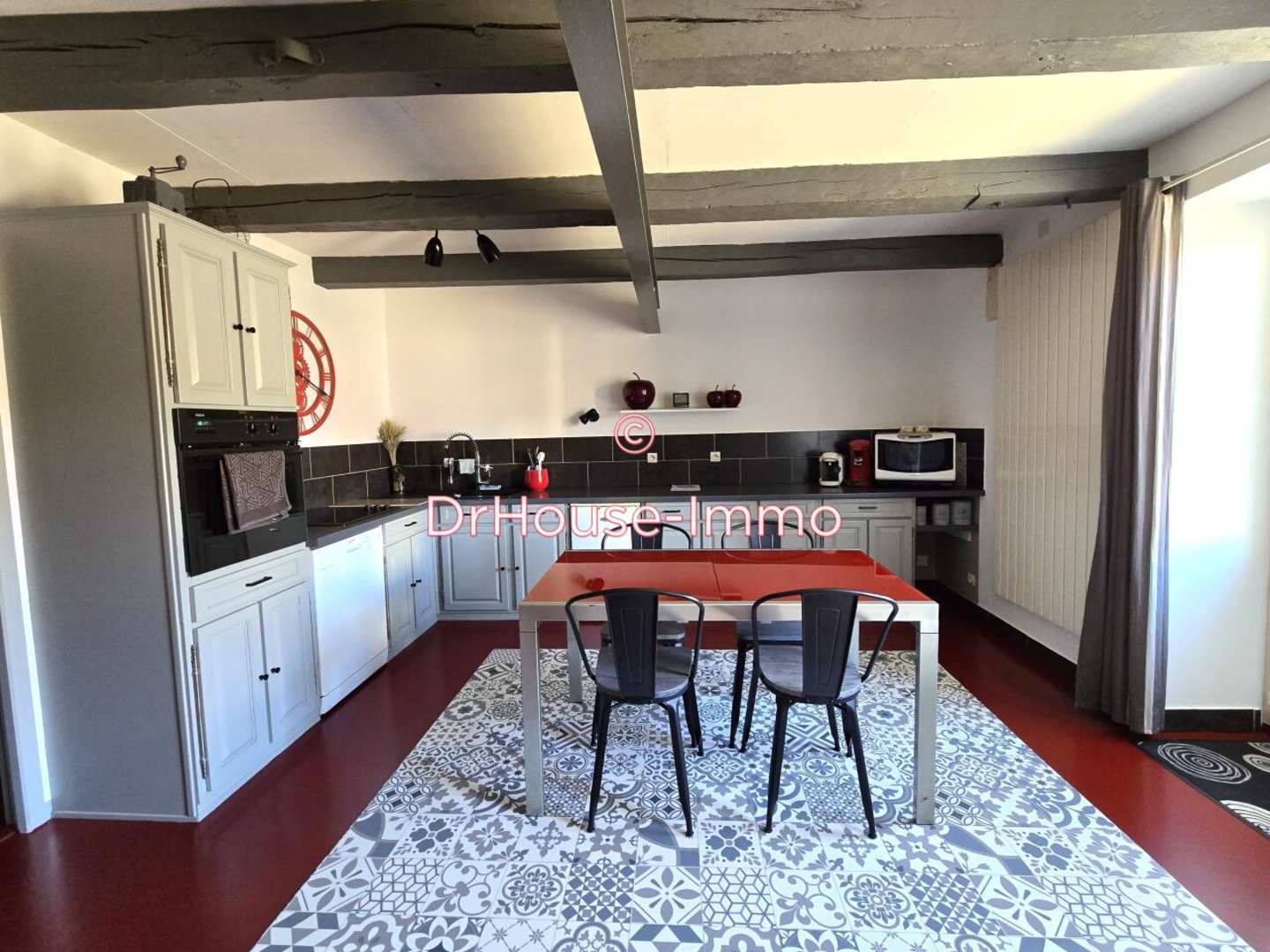 Maison 4 pièces de 148 m² - La Mothe-Saint-Héray (79800)