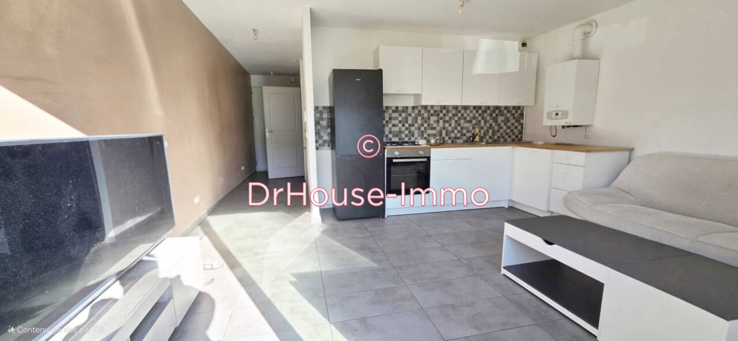 Appartement 2 pièces de 41 m² - Saint-Étienne (42100)