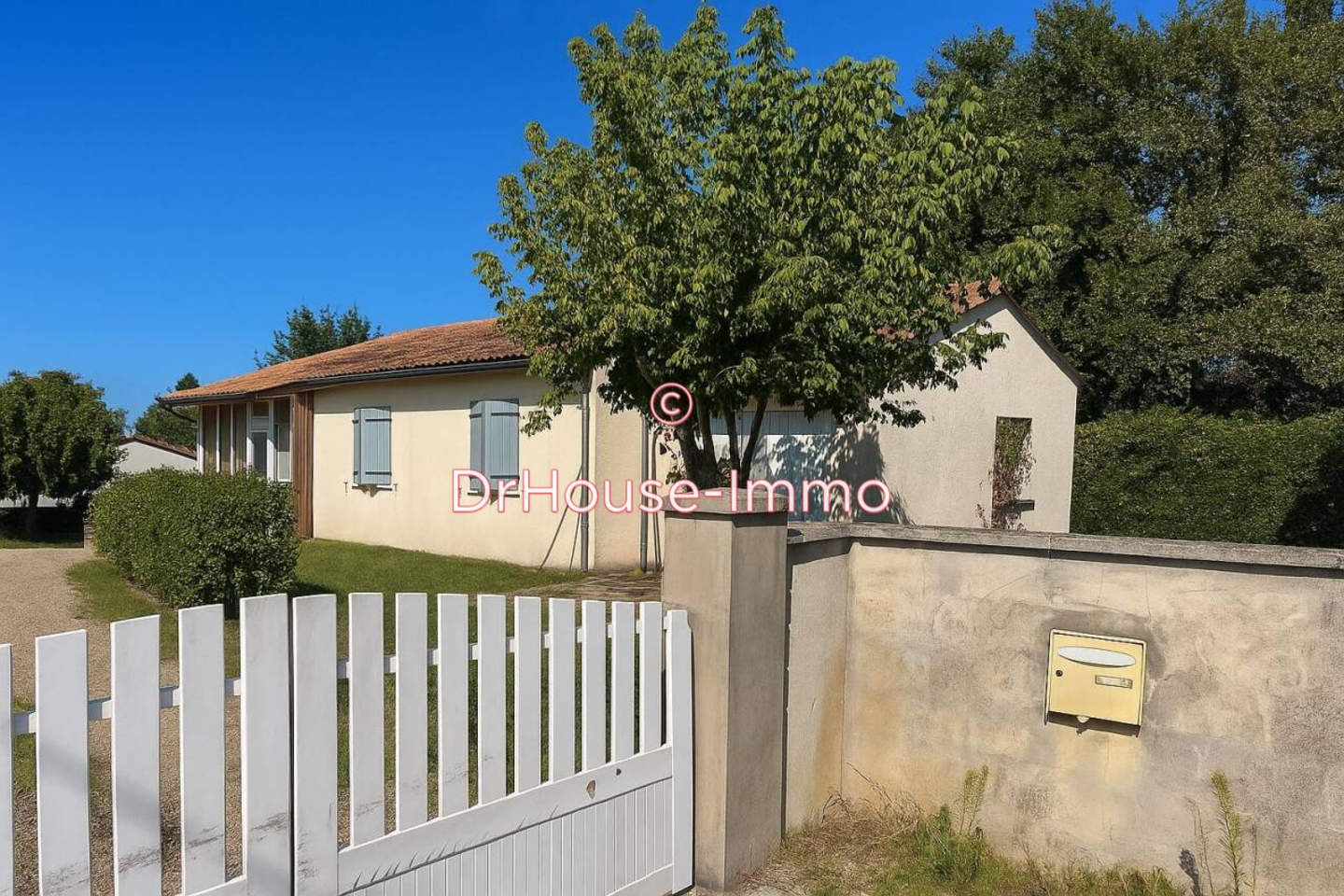 Maison 4 pièces de 82 m² - Saint-Sulpice-et-Cameyrac (33450)