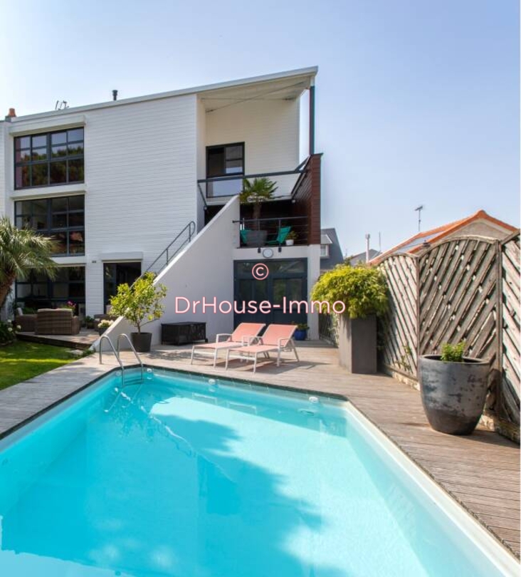 Maison 6 pièces de 176 m² - Châtelaillon-Plage (17340)