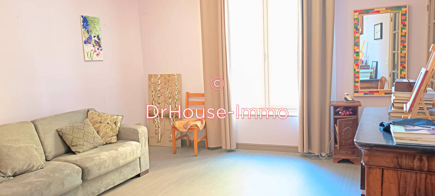 Maison 7 pièces de 195 m² - Thouars (79100)