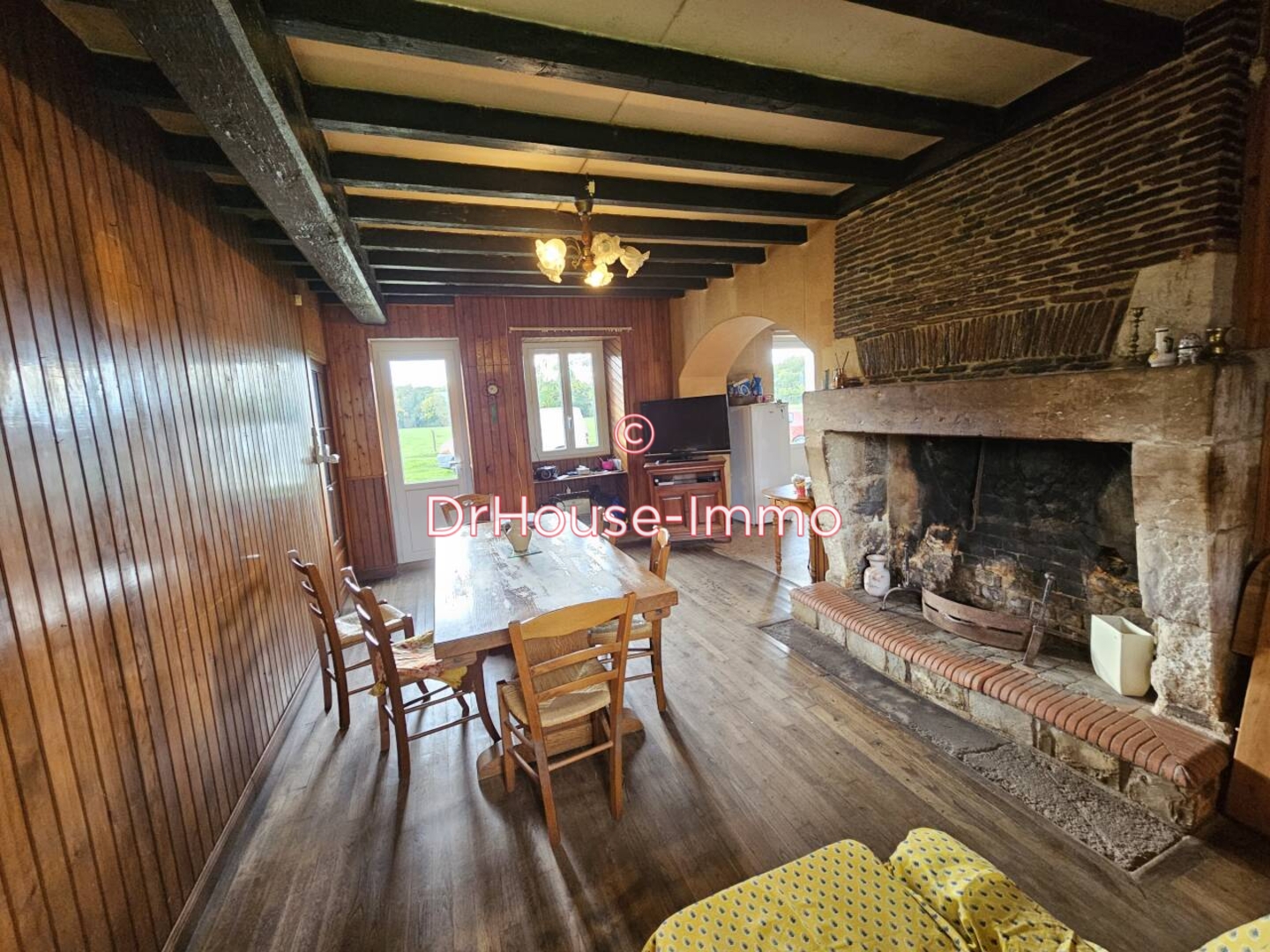 Maison 5 pièces de 80 m² - Saint-Antoine-Cumond (24410)