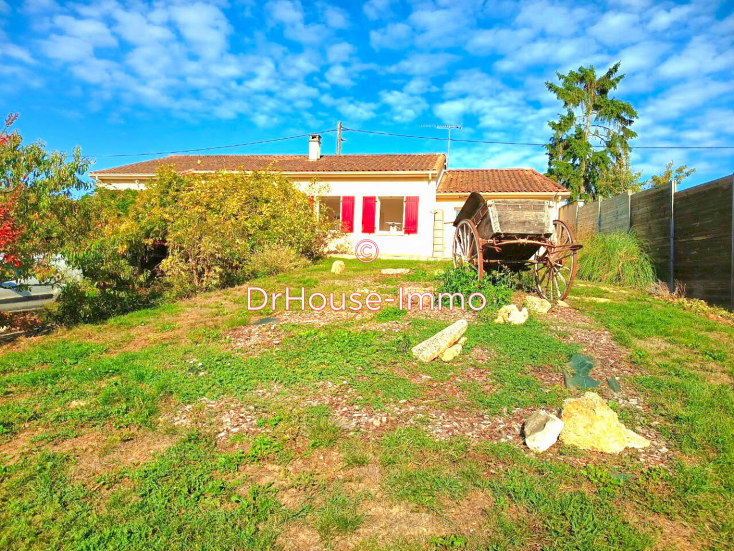 Maison 4 pièces de 110 m² - Pas-de-Jeu (79100)