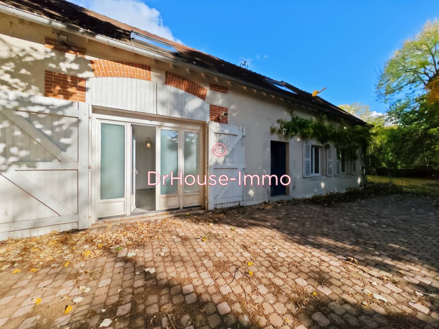 Maison 8 pièces de 206 m² - Chaingy (45380)