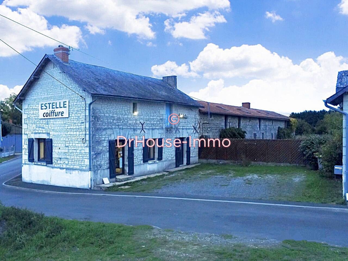 Maison 2 pièces de 57 m² - Berthegon (86420)