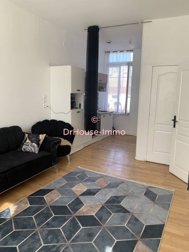 Immeuble 5 pièces de 105 m² - Roubaix (59100)