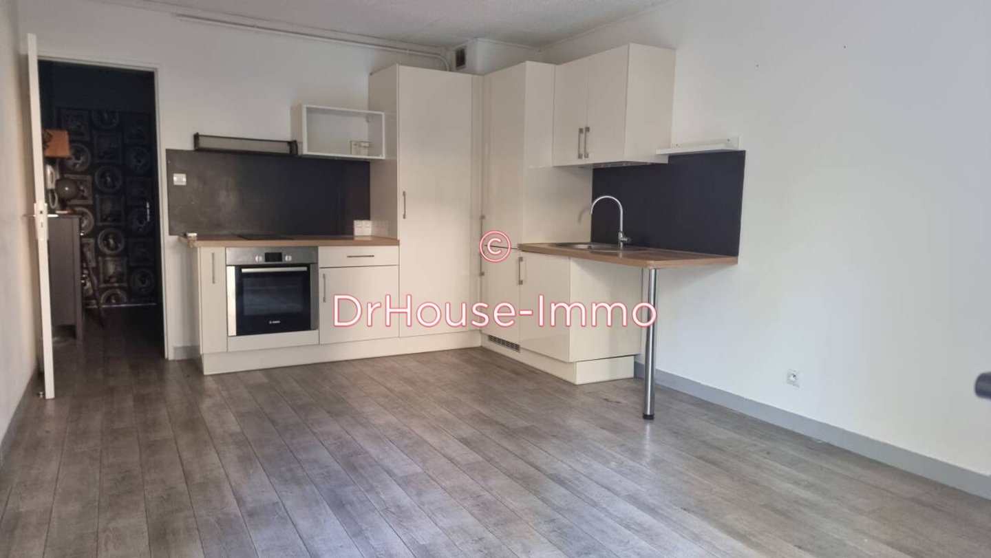 Appartement 1 pièce de 26 m² - Orange (84100)