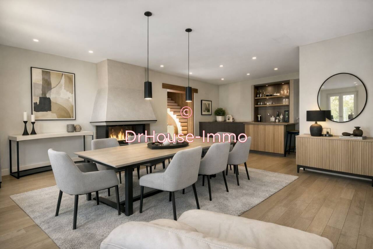 Maison 6 pièces de 177 m² - Artigues-près-Bordeaux (33370)