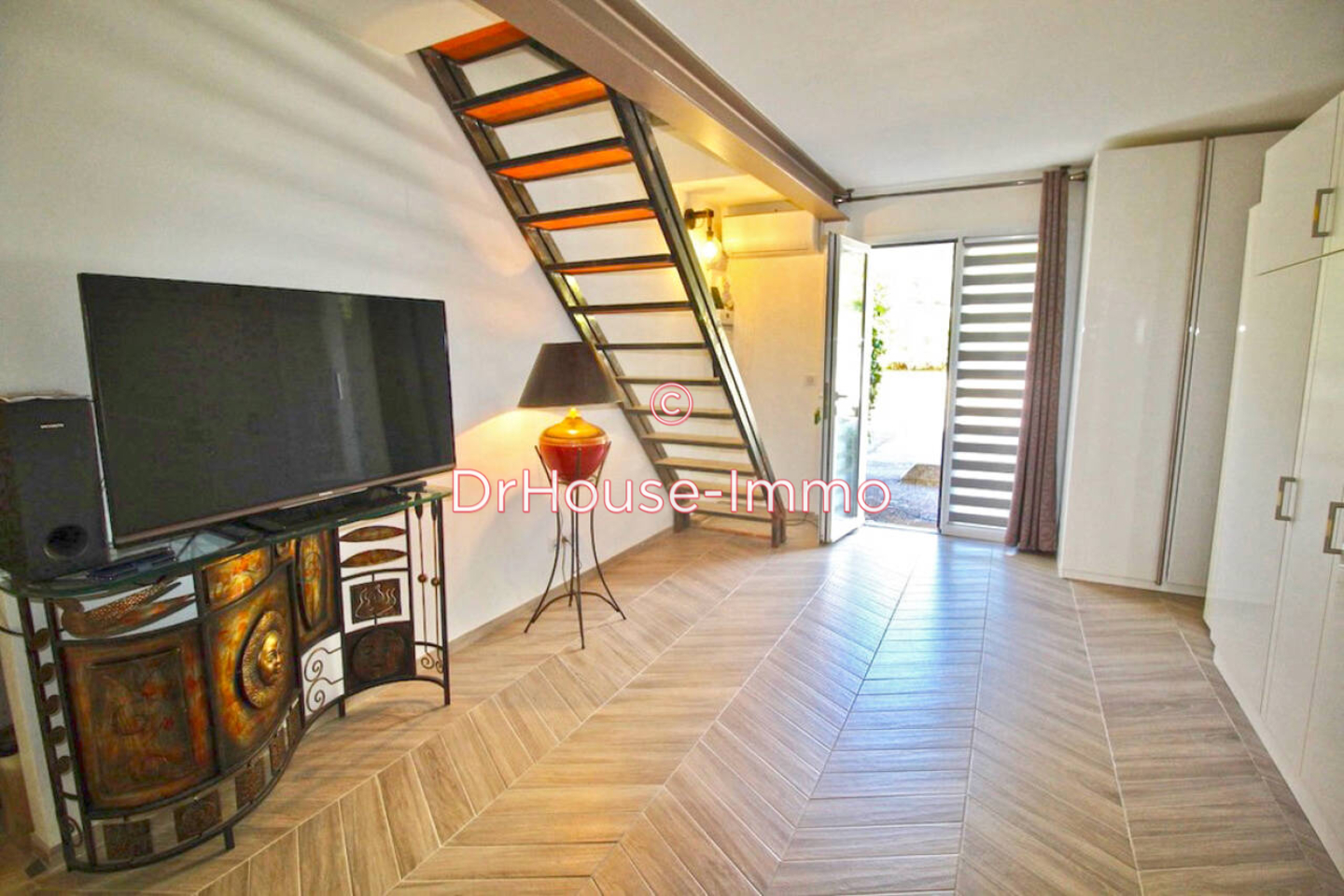 Appartement 4 pièces de 86 m² - Cavalaire-sur-Mer (83240)