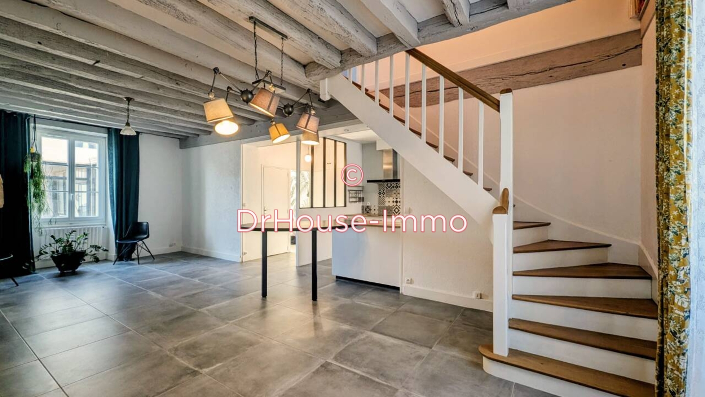 Maison 6 pièces de 202 m² - Baule (45130)