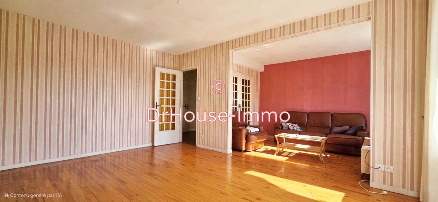 Appartement 4 pièces de 79 m² - Firminy (42700)