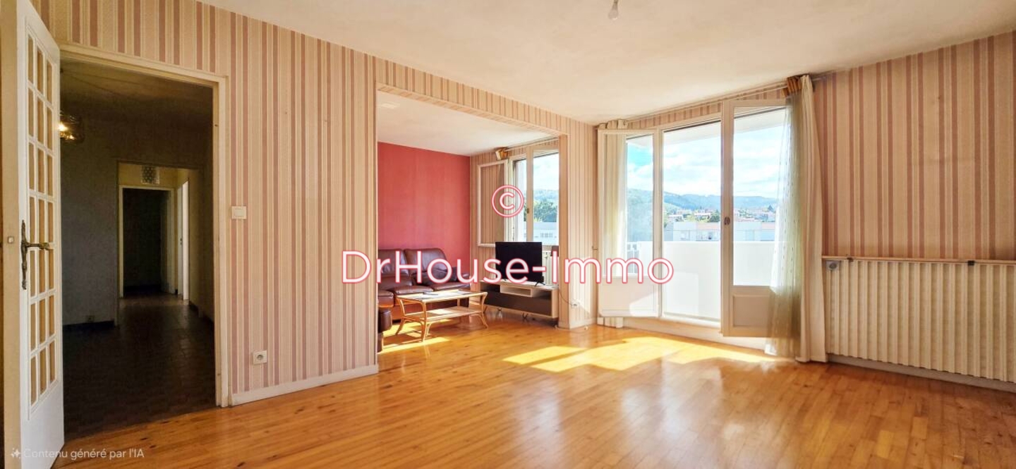 Appartement 4 pièces de 79 m² - Firminy (42700)