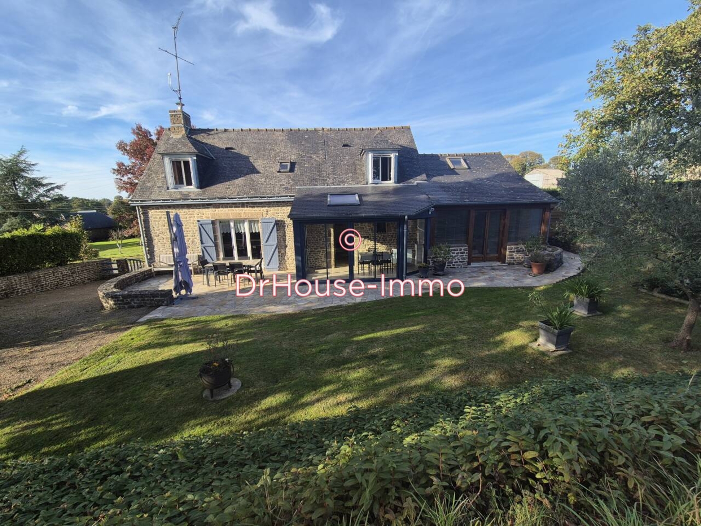 Maison 7 pièces de 111 m² - Gorron (53120)