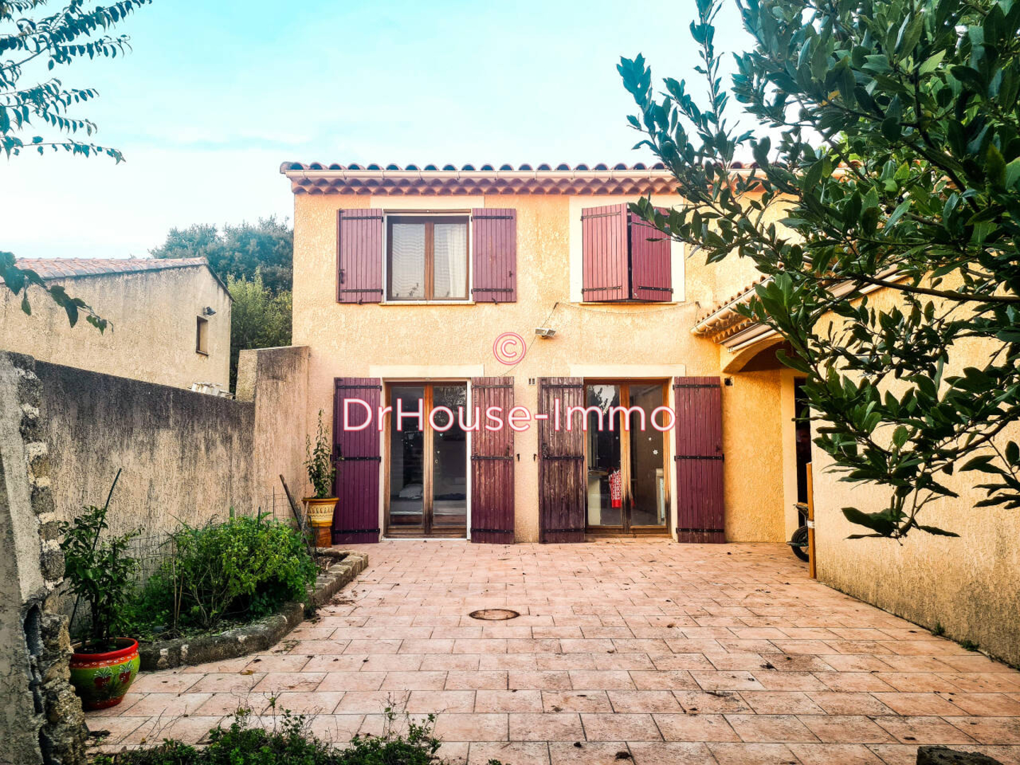 Maison 4 pièces de 128 m² - Uzès (30700)
