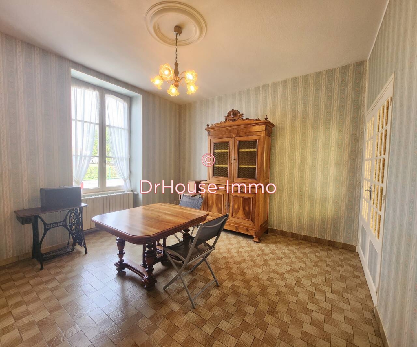 Maison 4 pièces de 91 m² - Montbizot (72380)