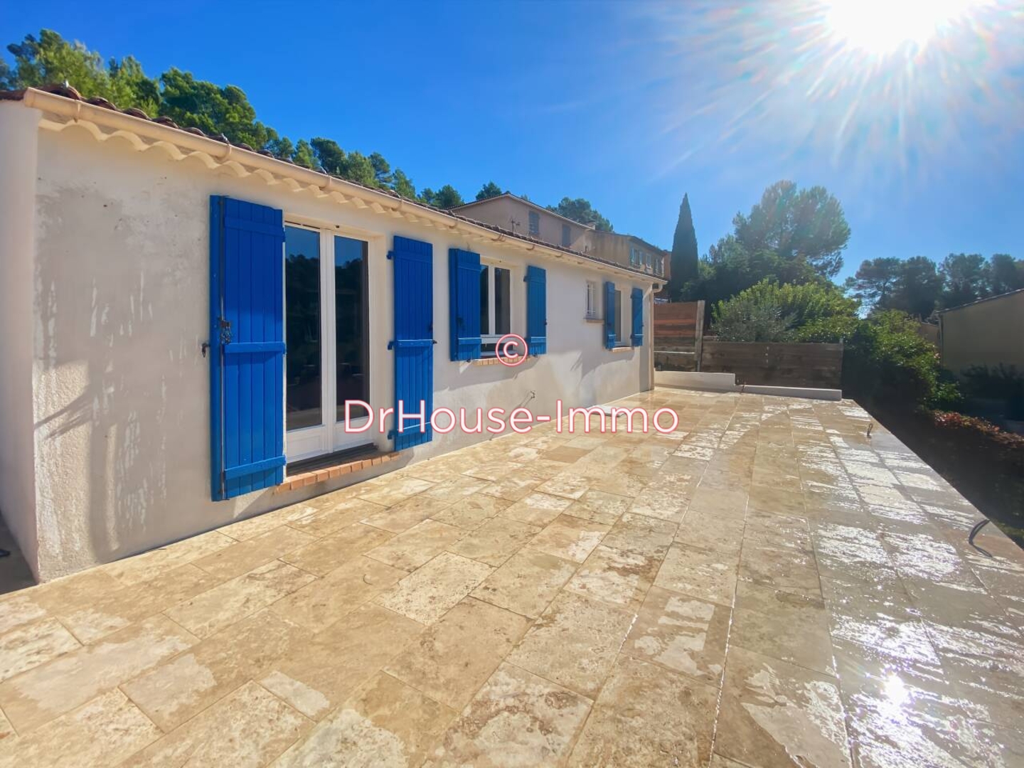 Maison 4 pièces de 81 m² - Le Val (83143)