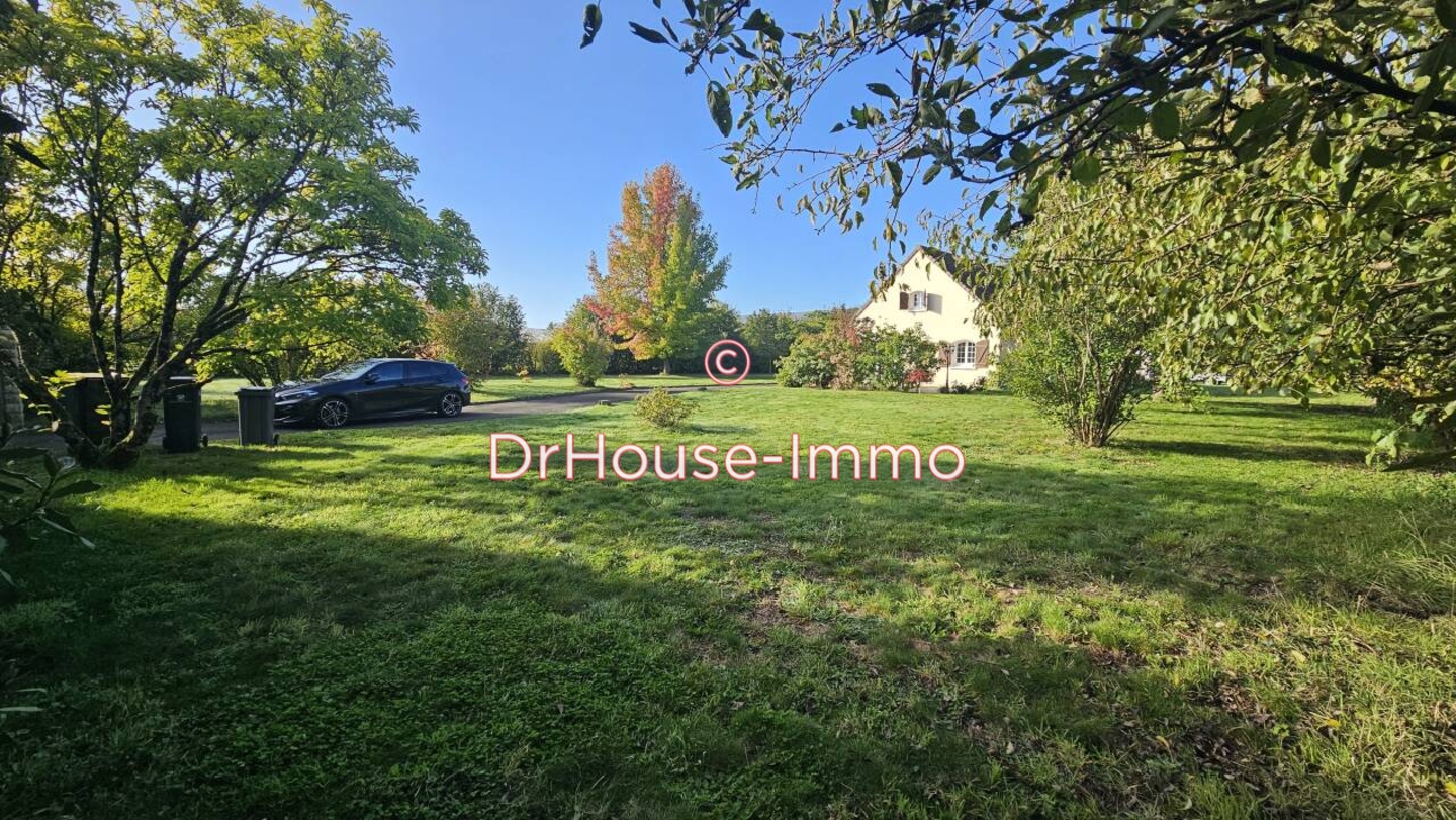 Maison 6 pièces de 197 m² - Teloché (72220)