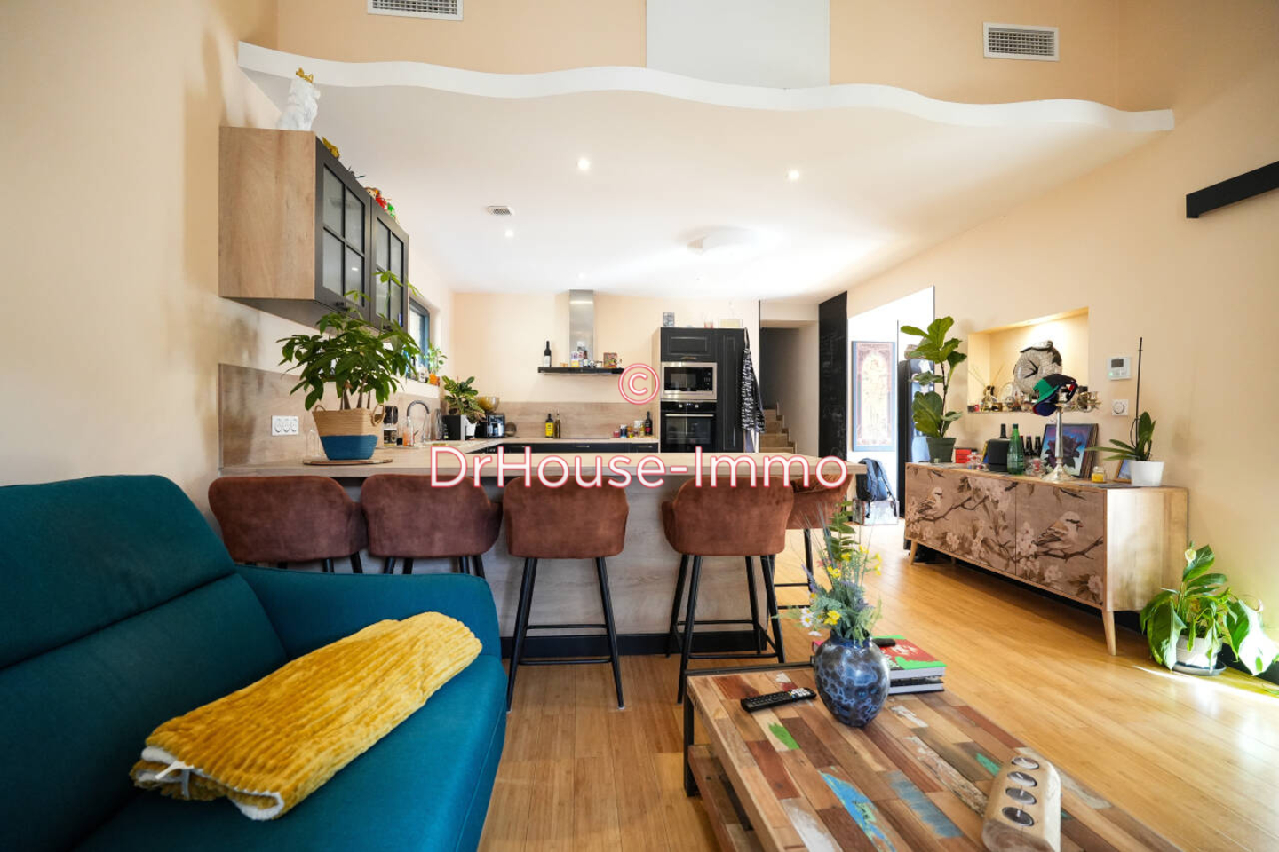 Maison 7 pièces de 190 m² - Uzès (30700)