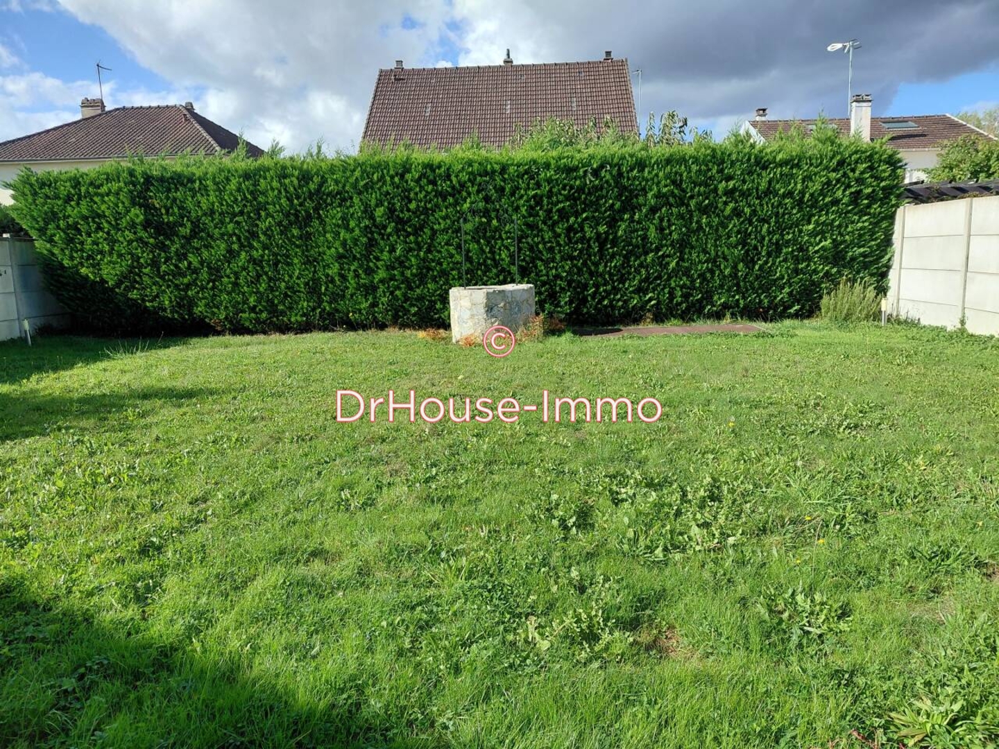 Maison 8 pièces de 185 m² - Pontault-Combault (77340)