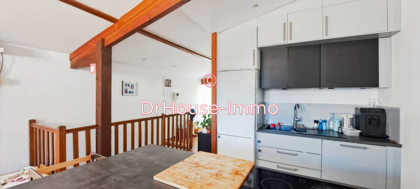 Appartement 4 pièces de 97 m² - Bègles (33130)