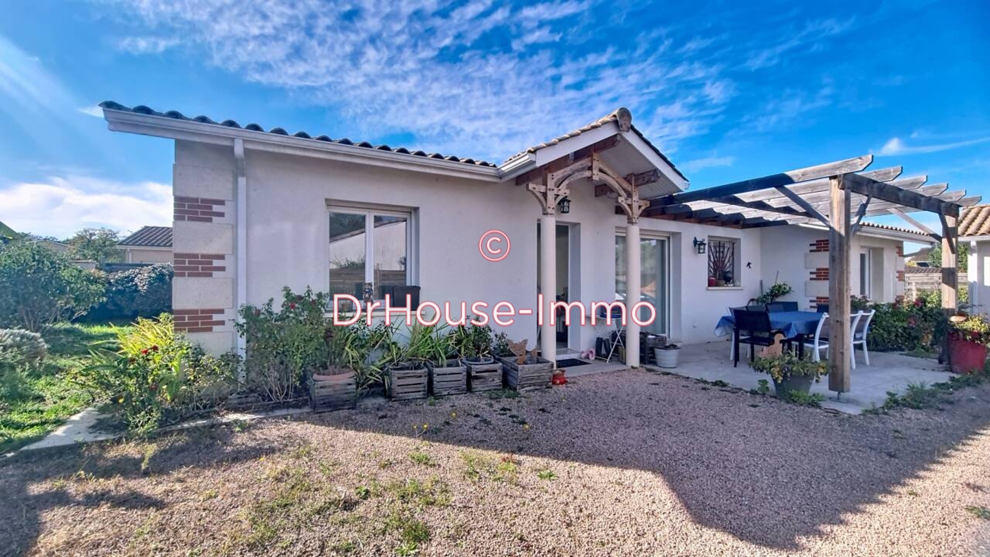 Maison 4 pièces de 85 m² - Villenave-d'Ornon (33140)