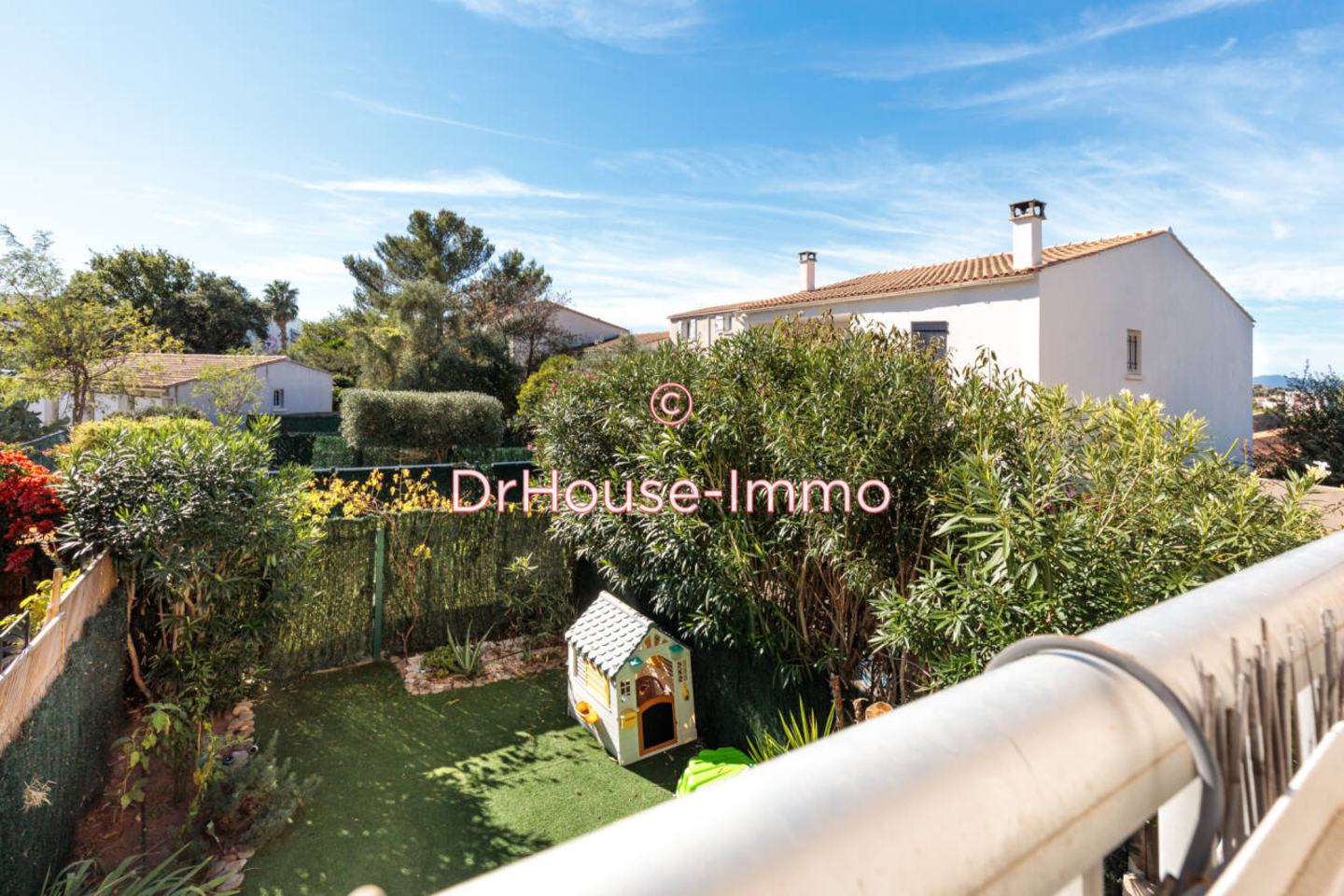 Maison 4 pièces de 90 m² - Saint-Raphaël (83700)