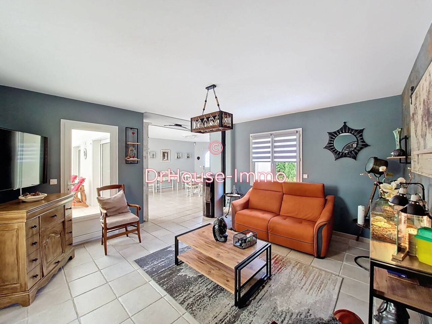 Maison 6 pièces de 215 m² - Saint-Gelais (79410)