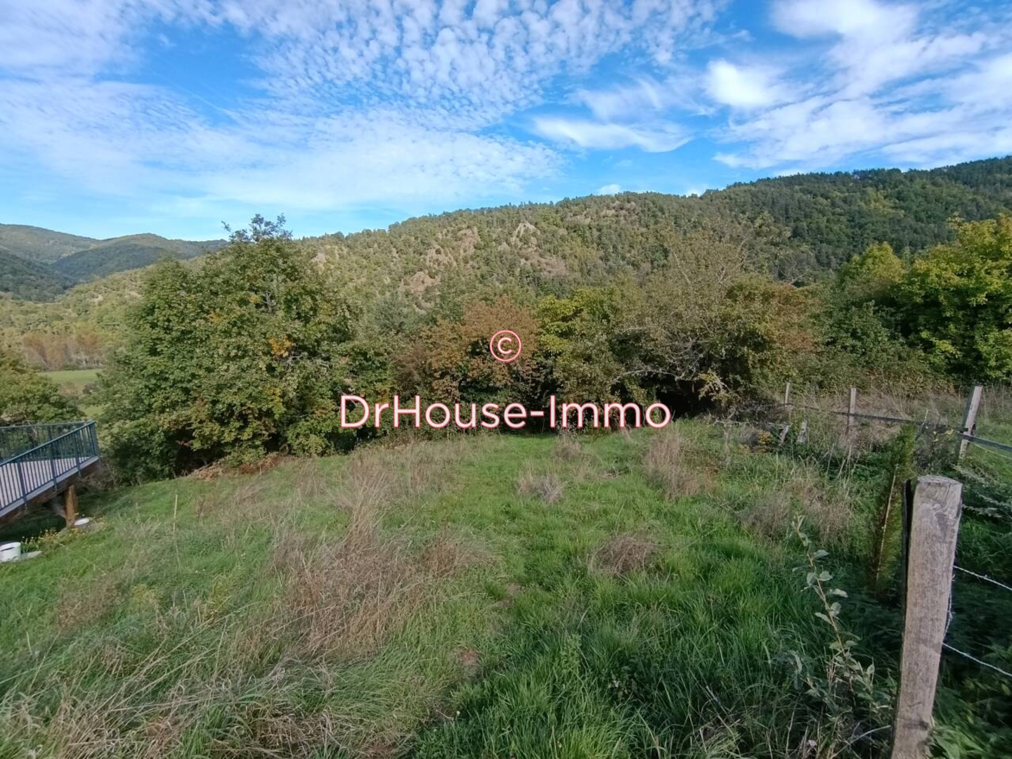 Terrain de 1 600 m² - Vorey (43800)