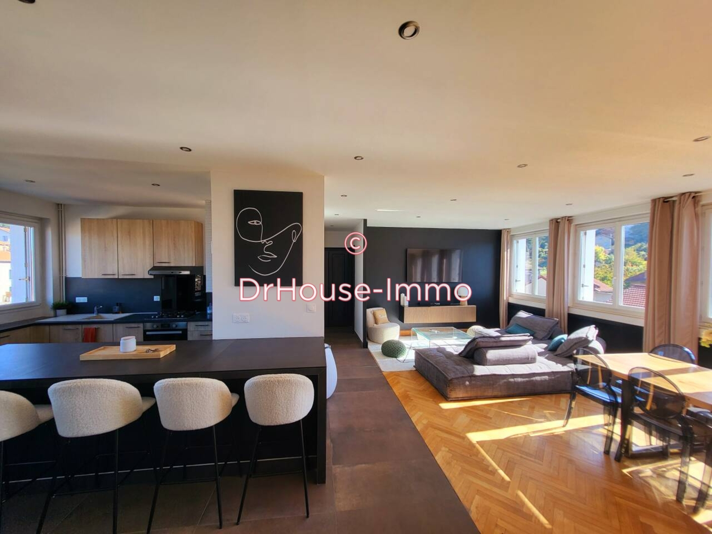 Appartement 4 pièces de 103 m² - Le Puy-en-Velay (43000)