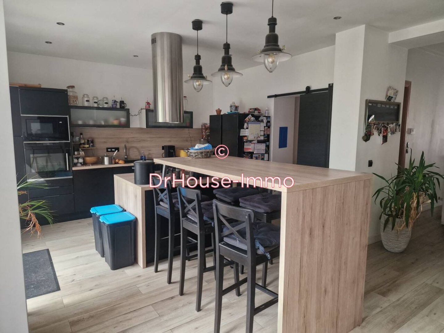 Maison 7 pièces de 160 m² - Comines (59560)