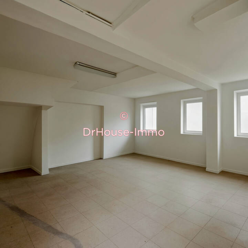 Appartement 3 pièces de 74 m² - Bazancourt (51110)