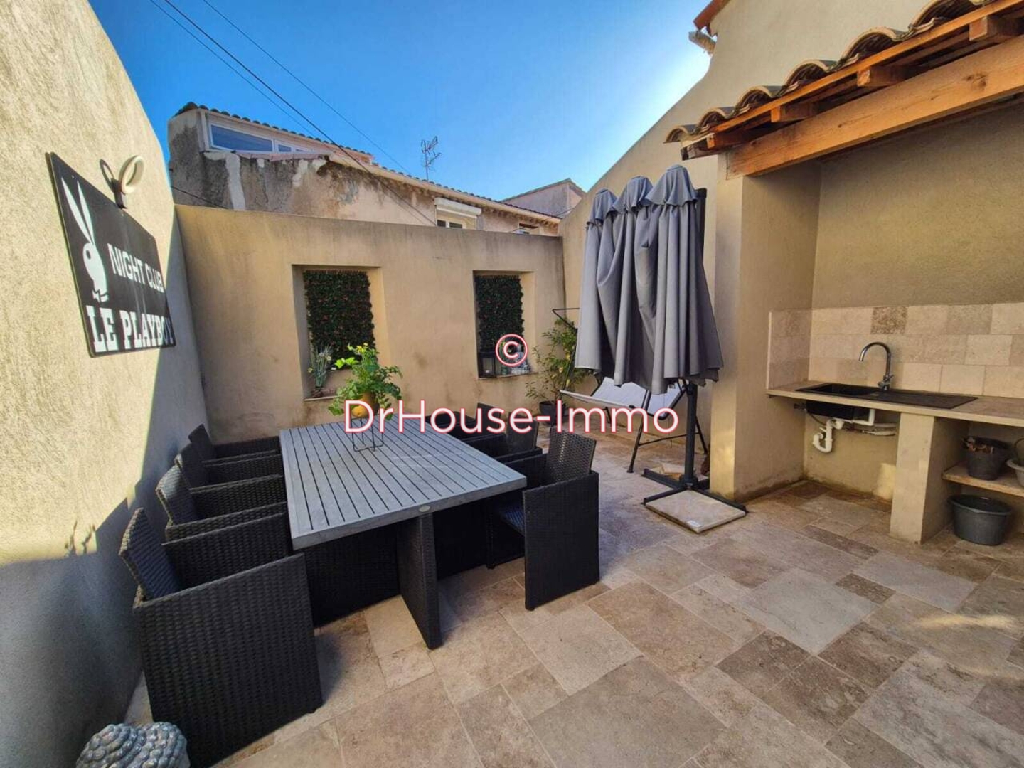 Maison 8 pièces de 205 m² - Auriol (13390)