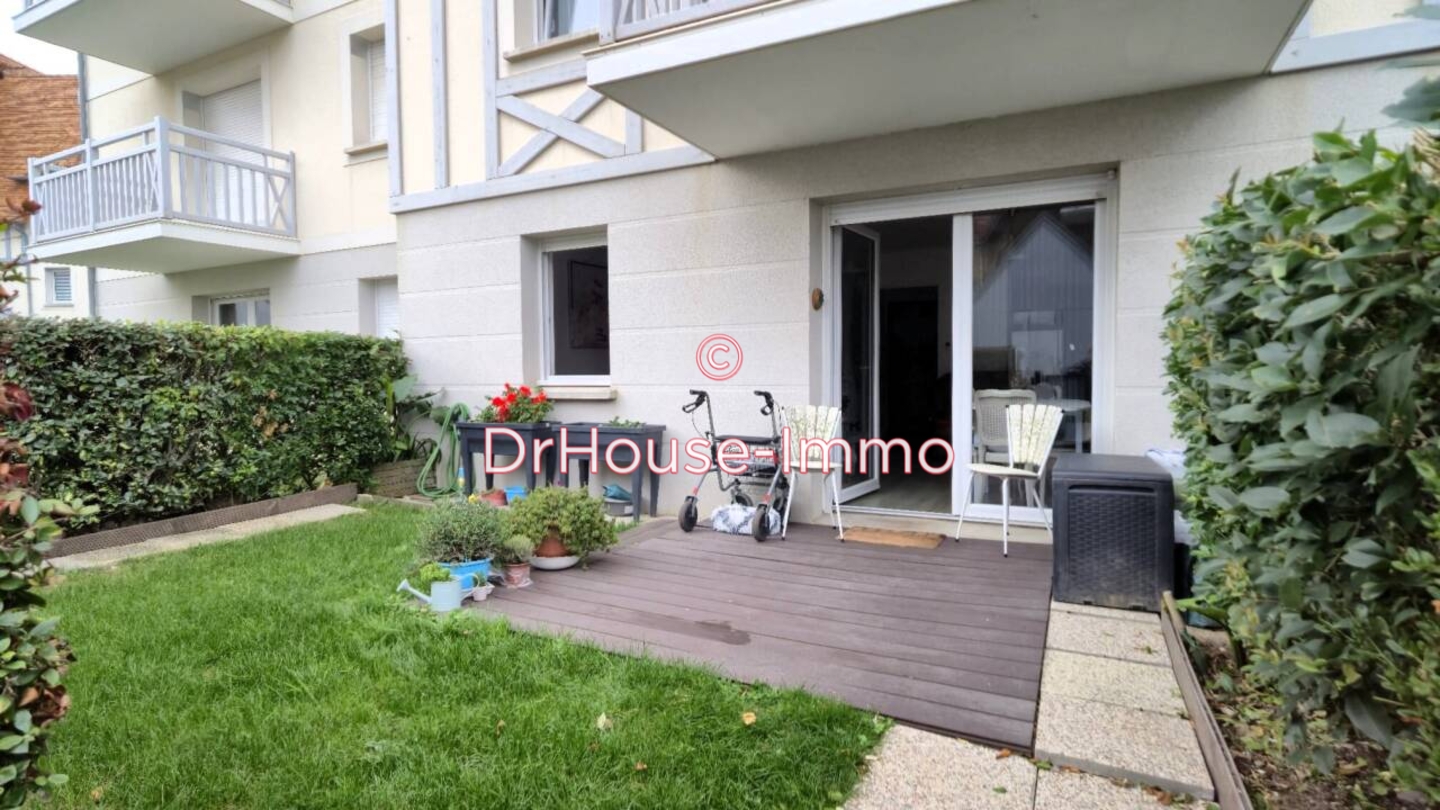 Appartement 2 pièces de 41 m² - Courseulles-sur-Mer (14470)