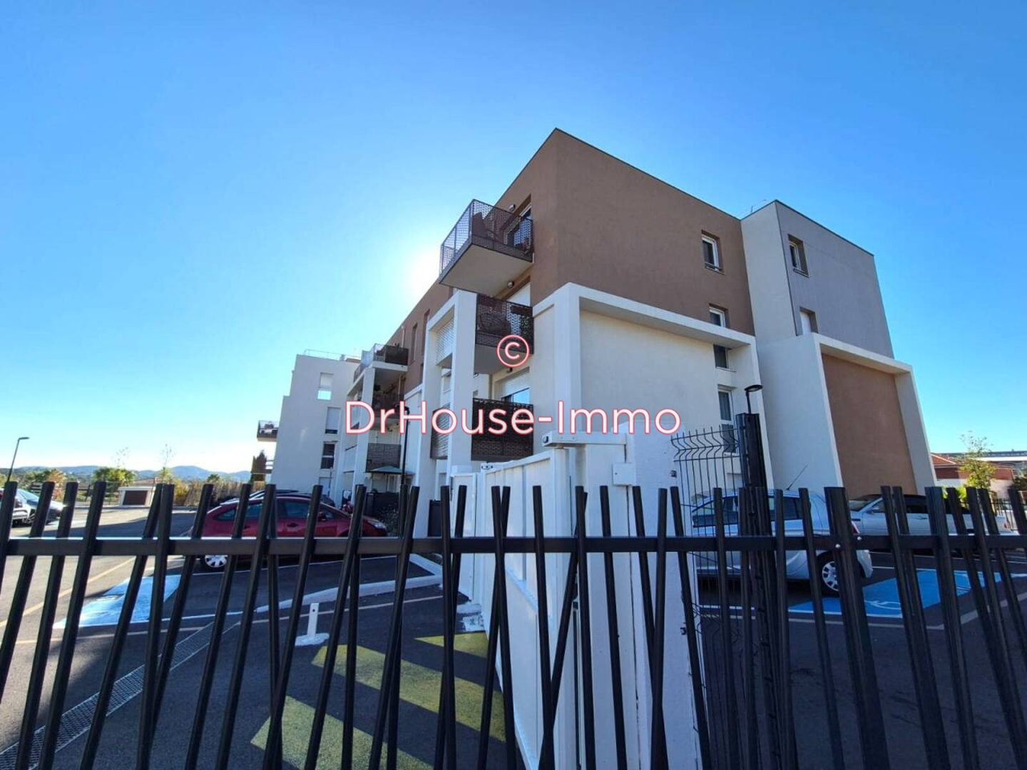 Appartement 4 pièces de 94 m² - Fréjus (83600)