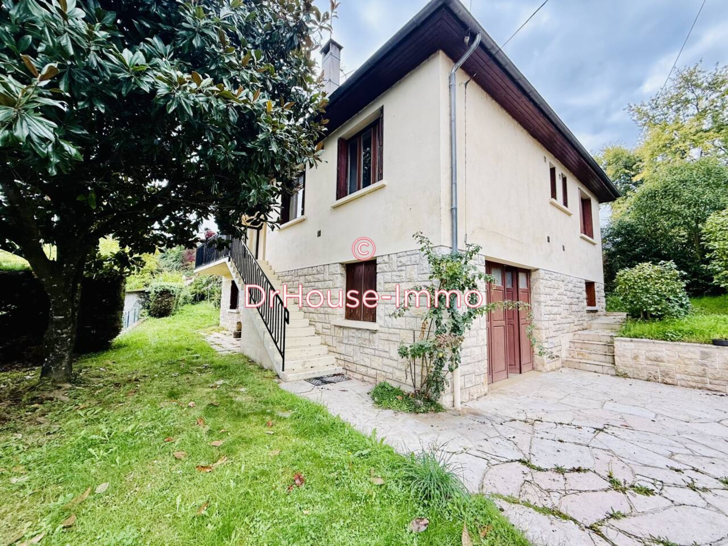 Maison 7 pièces de 145 m² - Brive-la-Gaillarde (19100)