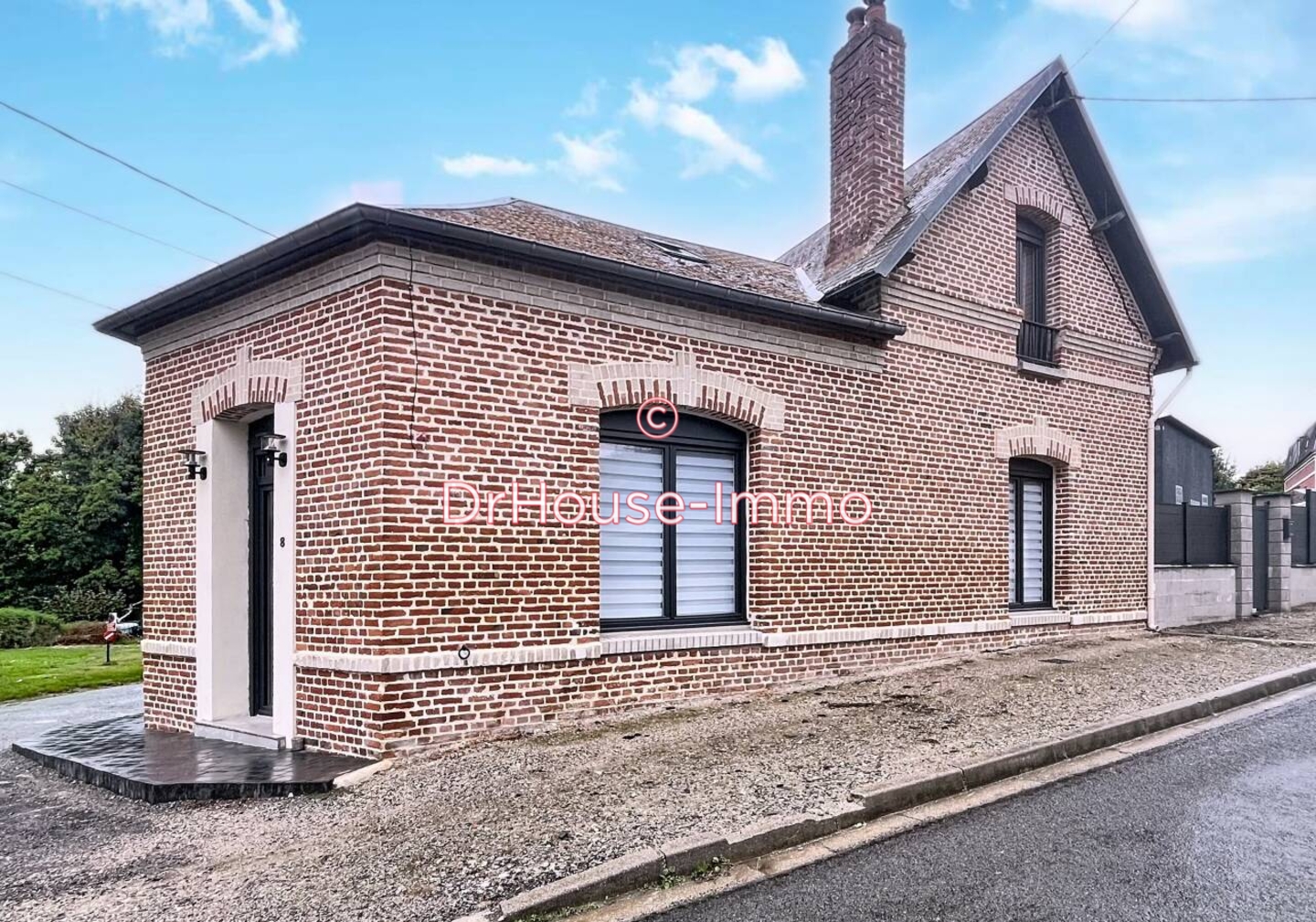 Maison 4 pièces de 122 m² - Athies (80200)
