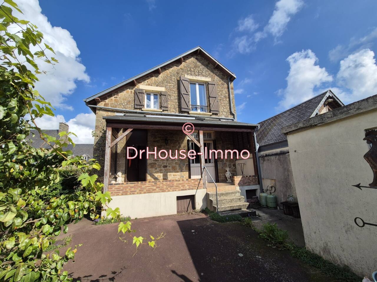 Maison 4 pièces de 61 m² - Saint-Hilaire-du-Harcouët (50600)