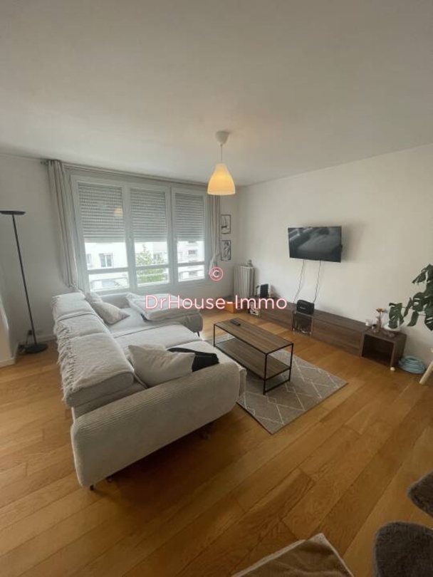 Appartement 3 pièces de 70 m² - Orléans (45000)