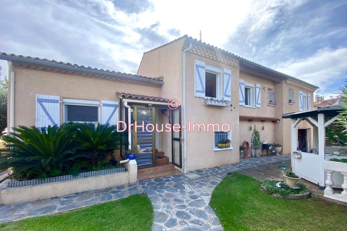 Maison 9 pièces de 158 m² - Carcassonne (11000)