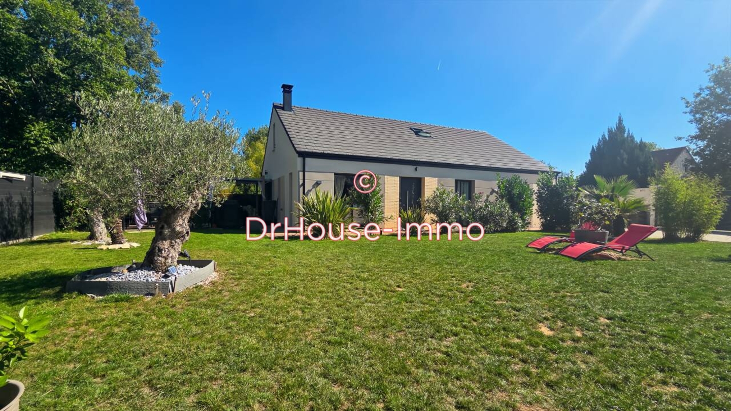 Maison 7 pièces de 164 m² - Montlhéry (91310)