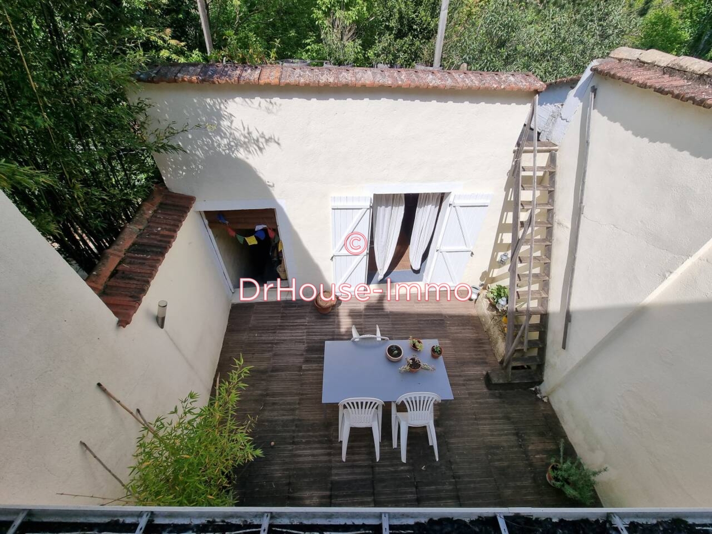 Maison 7 pièces de 190 m² - Remoulins (30210)