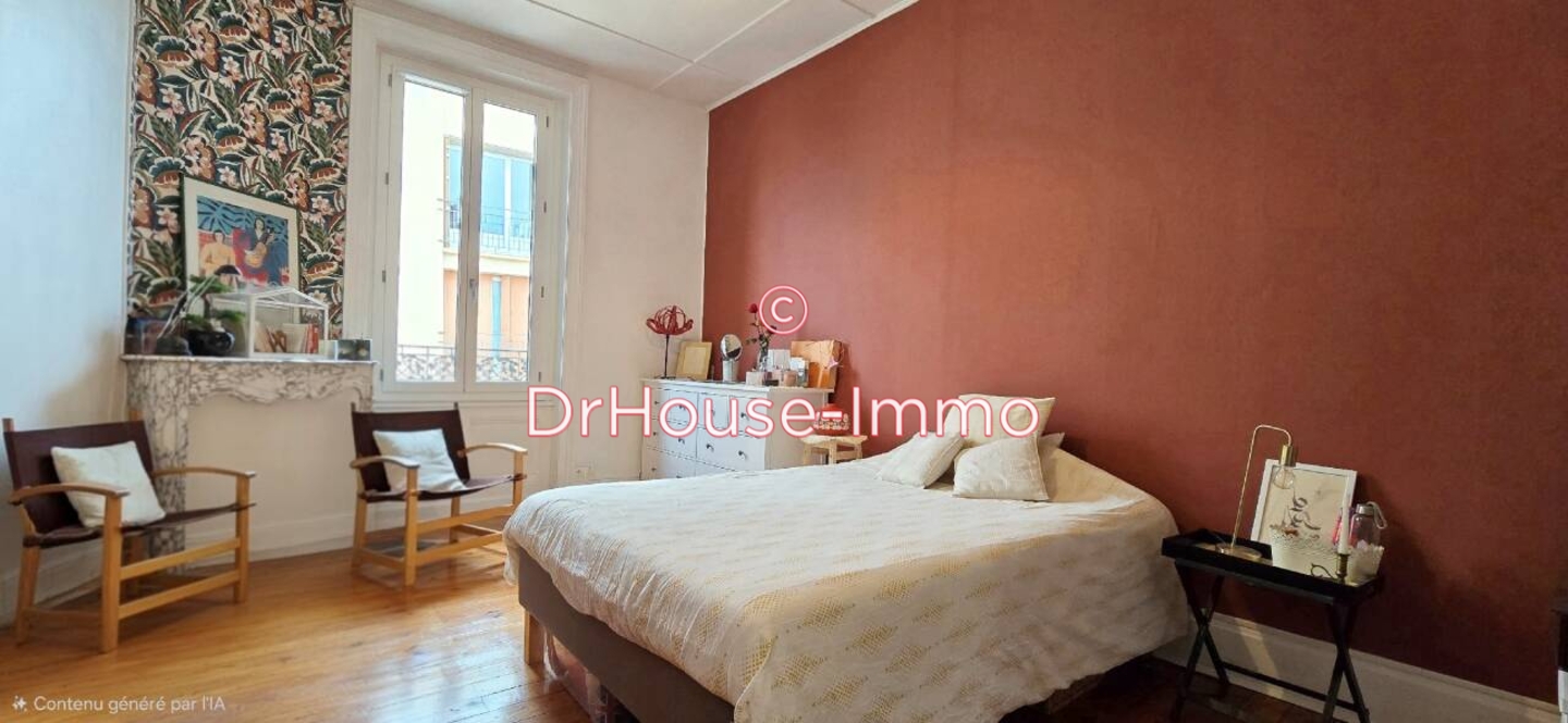 Appartement 5 pièces de 117 m² - Saint-Étienne (42000)