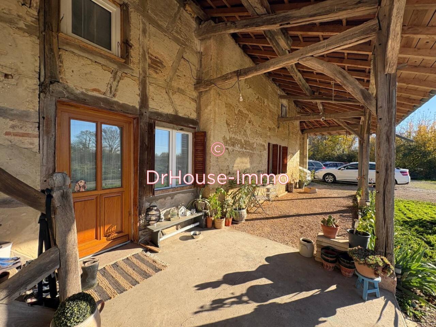 Maison 6 pièces de 150 m² - Romenay (71470)