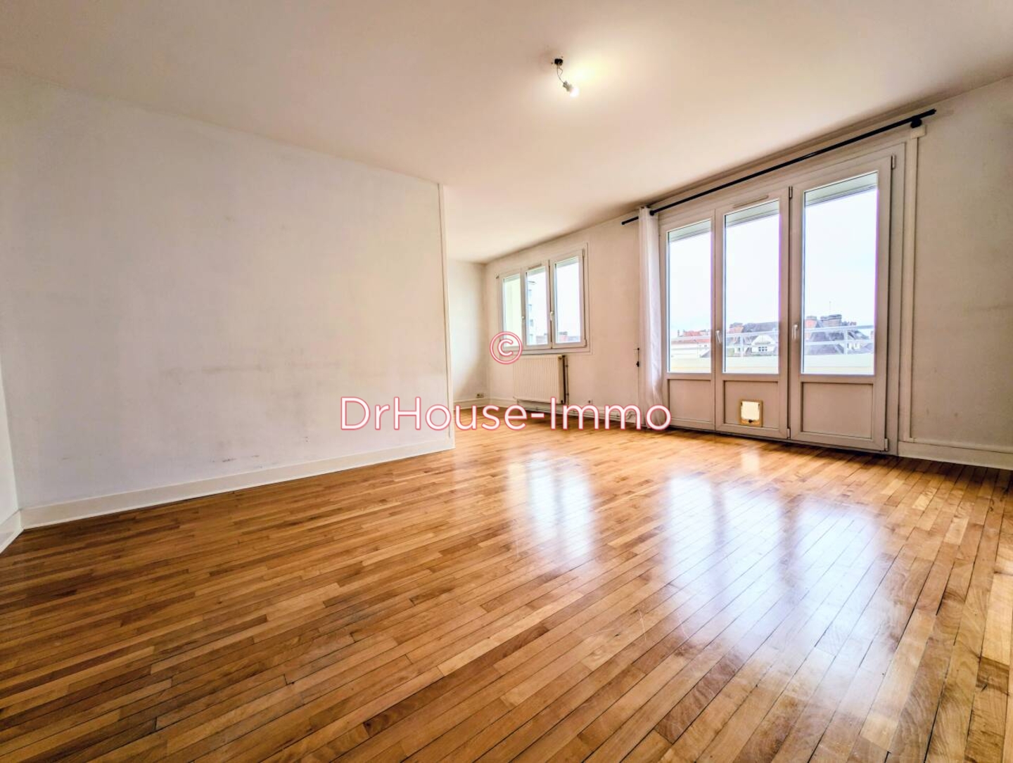 Appartement 4 pièces de 65 m² - Troyes (10000)